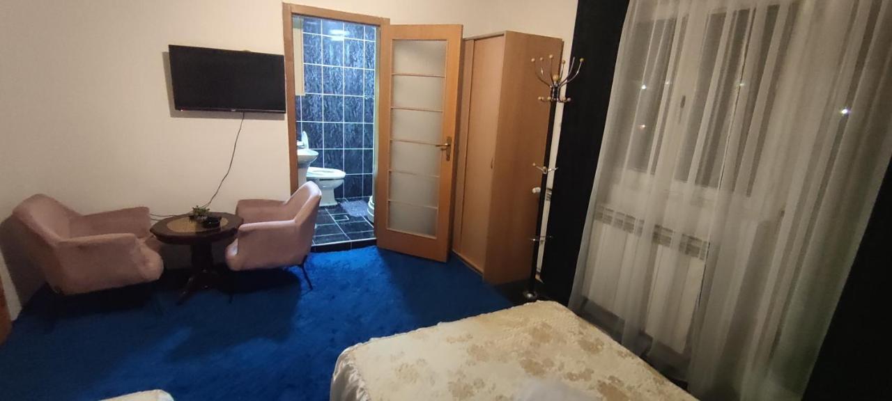 Guesthouse Prenociste Faraon Πλιέβλια Εξωτερικό φωτογραφία
